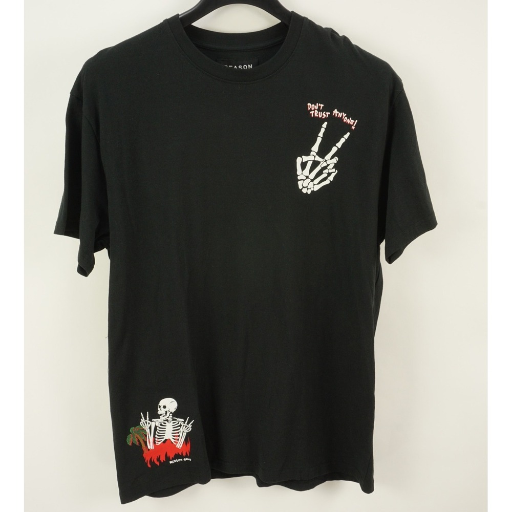 Reason Brand Dont Trust Anyone Skeleton Vacation Graphic Crew Tee Men's Large
